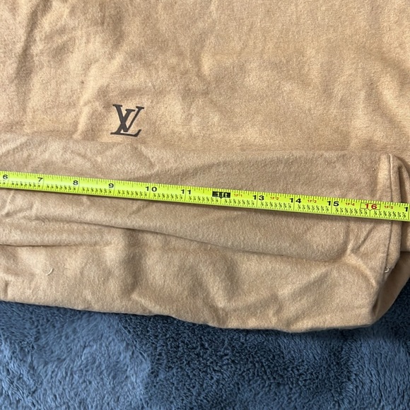 LV drawstring dustbag - Picture 2 of 5